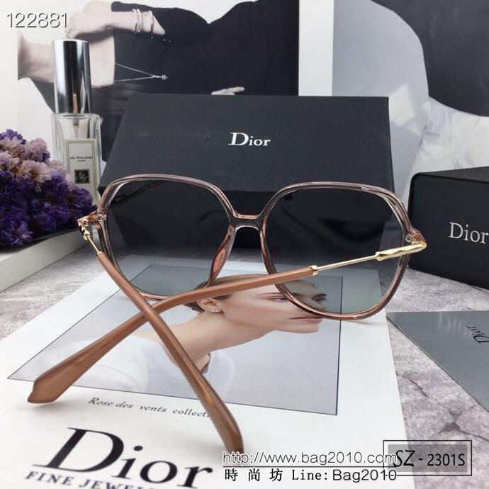 DIOR-迪奧 2019新款 太陽鏡 減輕強光負擔 遮擋有害光線防輻射 出行旅遊必備品 2301S  lly1322